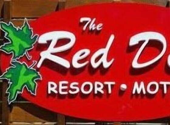 Red Door Resort & Motel allows check-in for 18 year-old guests