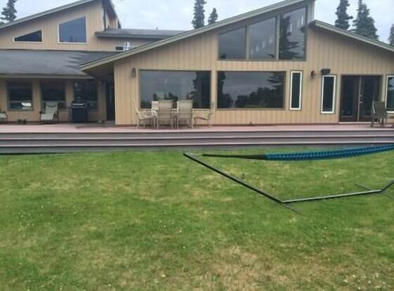 Ocean View Inn Kenai allows check-in for 18 year-old guests