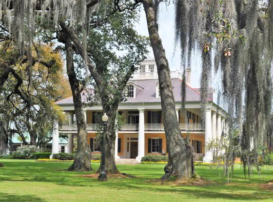 Houmas House Plantation and Gardens allows check-in for 18 year-old guests
