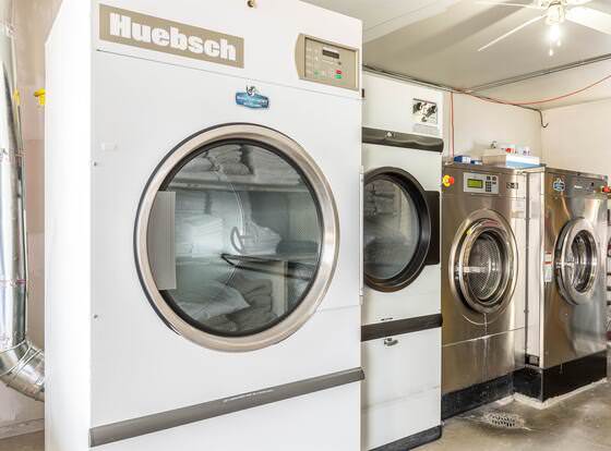 Motel 6 Tremonton, UT allows check-in for 18 year-old guests