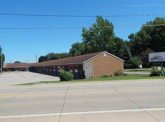 Rumorz Neighborhood Hideaway allows check-in for 18 year-old guests