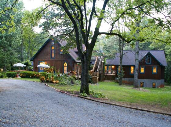 The Ebenezer House Bed & Breakfast allows check-in for 18 year-old guests
