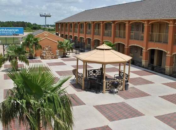 Executive Inn allows check-in for 18 year-old guests