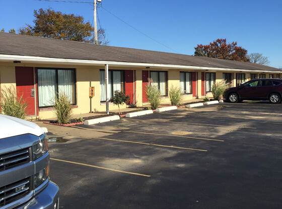Town and Country Motel allows check-in for 18 year-old guests