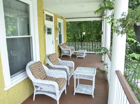 Eden Park Guest House allows check-in for 18 year-old guests