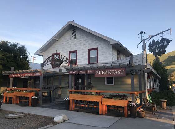 Riverwalk Inn allows check-in for 18 year-old guests