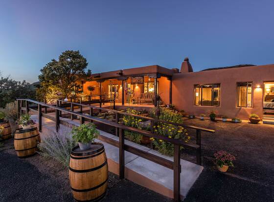 Bobcat Inn Bed and Breakfast allows check-in for 18 year-old guests