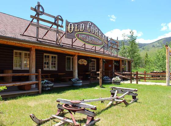 Old Corral Hotel & Steakhouse allows check-in for 18 year-old guests