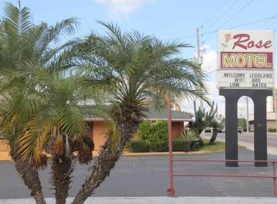 Rose Motel allows check-in for 18 year-old guests
