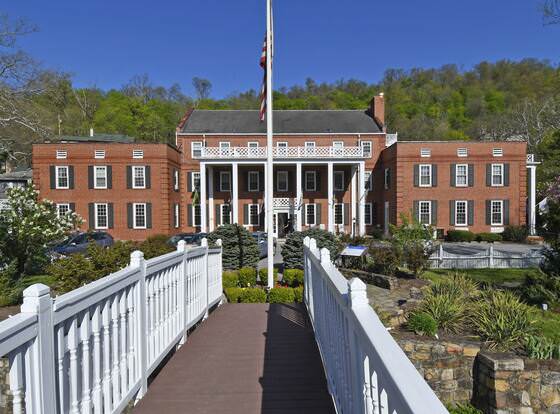 The Country Inn of Berkeley Springs allows check-in for 18 year-old guests