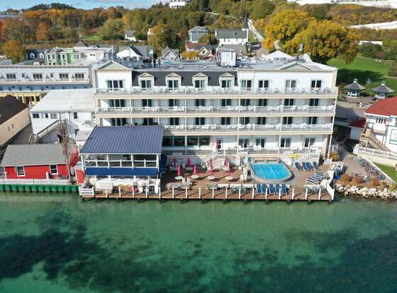 Chippewa Hotel Waterfront allows check-in for 18 year-old guests