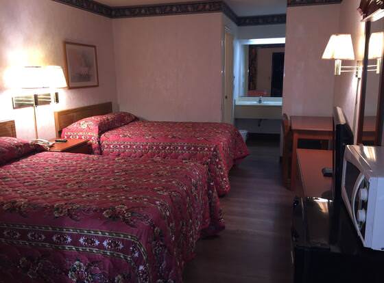 Ingleside Motel allows check-in for 18 year-old guests