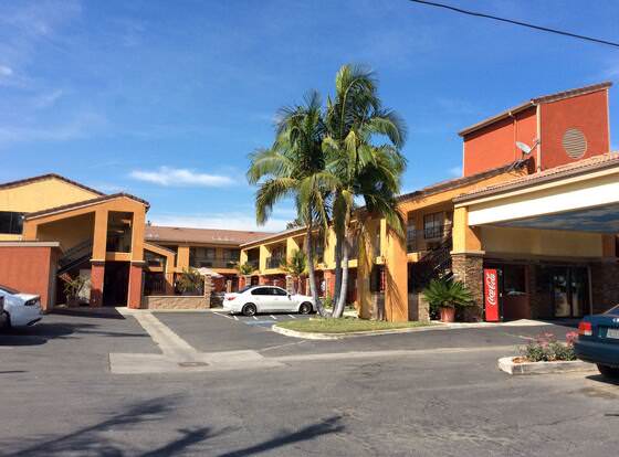 Azusa INN Motel allows check-in for 18 year-old guests