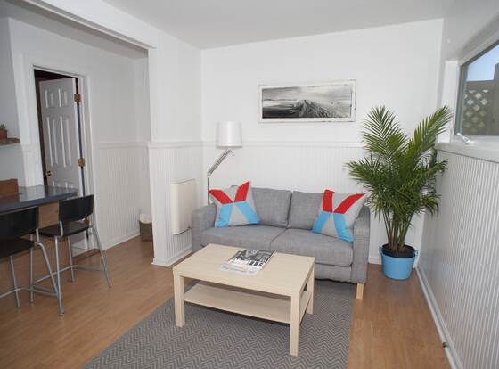 15 Ditch allows check-in for 18 year-old guests