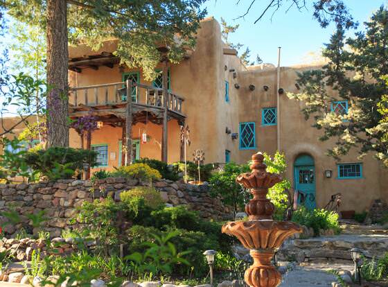Inn Of The Turquoise Bear allows check-in for 18 year-old guests