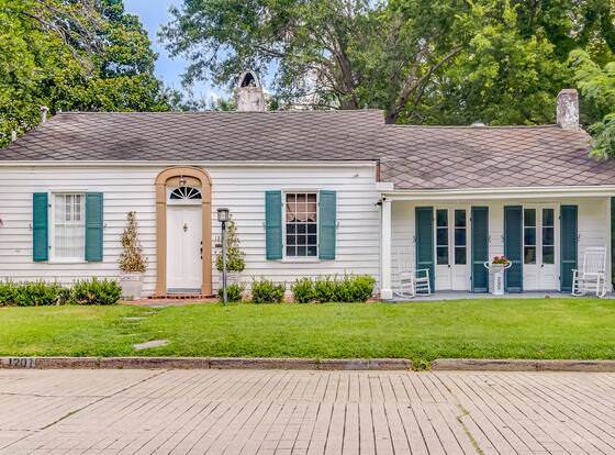 Steele Cottage allows check-in for 18 year-old guests