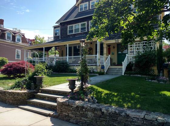 Armistead Cottage B&B allows check-in for 18 year-old guests