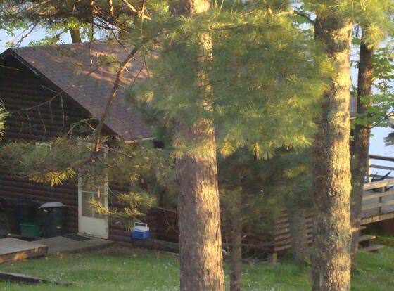 Island View Resort allows check-in for 18 year-old guests