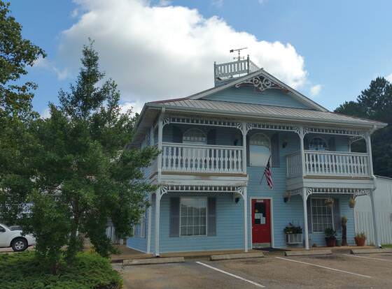 Victorian Inn allows check-in for 18 year-old guests