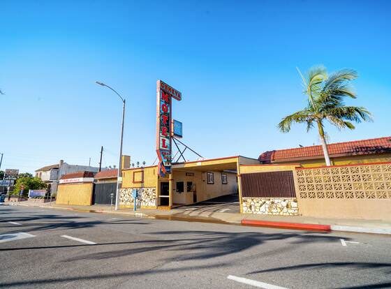 Geneva Motel allows check-in for 18 year-old guests