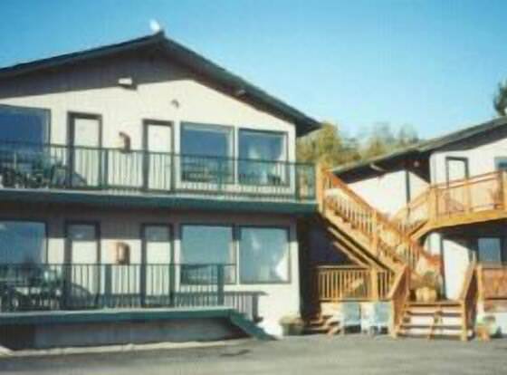 Van Riper's Resort allows check-in for 18 year-old guests