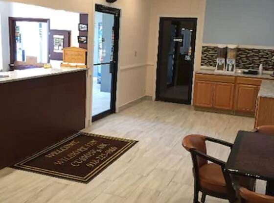 Wilshire Inn allows check-in for 18 year-old guests