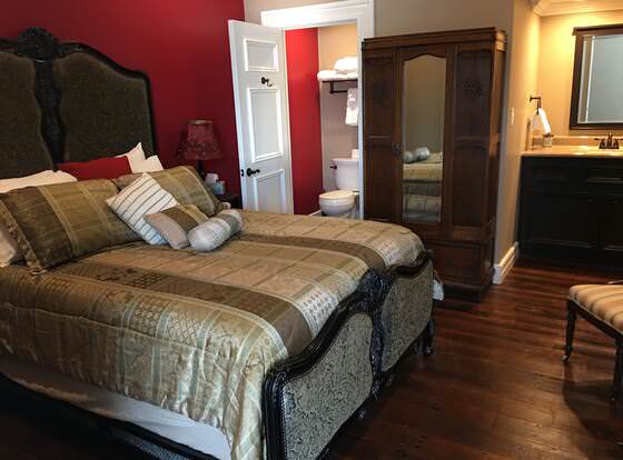 Historic Kahn Hotel allows check-in for 18 year-old guests