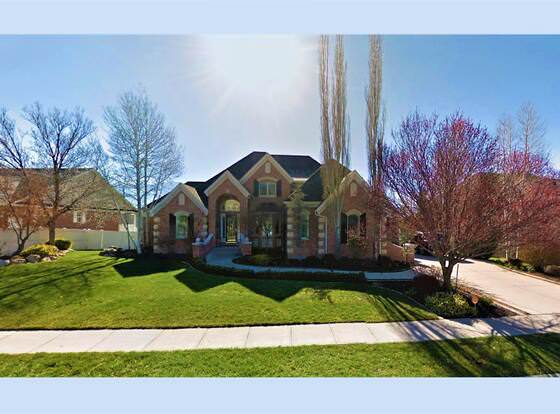 Luxury Estate with Mountain Views allows check-in for 18 year-old guests