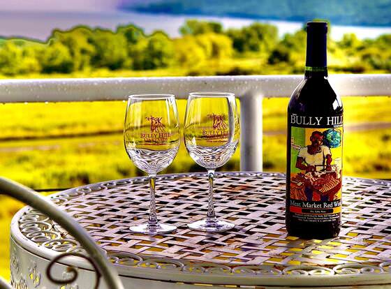 Cayuga Lake Inn Ithaca Hotel Alt  allows check-in for 18 year-old guests