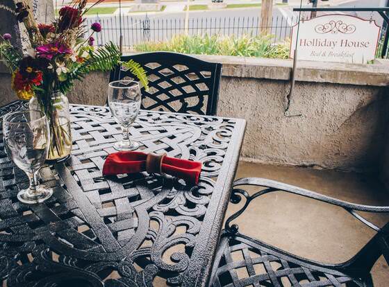 Holliday House Strasburg allows check-in for 18 year-old guests