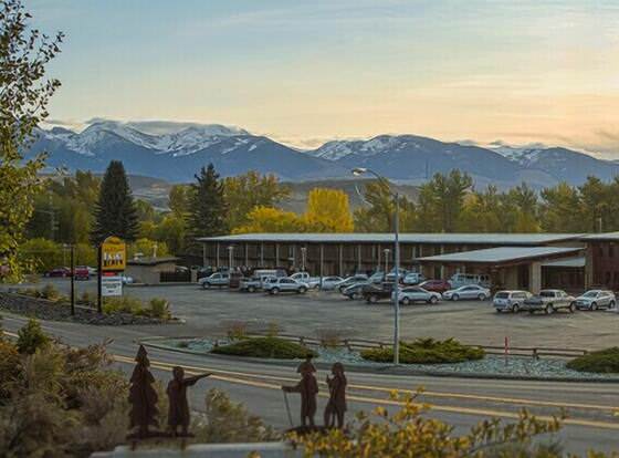 Stagecoach Inn allows check-in for 18 year-old guests