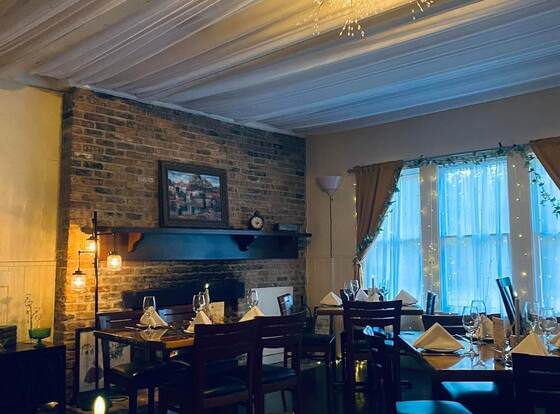 Hodge Podge Lodge allows check-in for 18 year-old guests