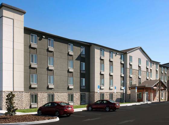 Extended Stay America Select Suites - Orlando - Airport allows check-in for 18 year-old guests