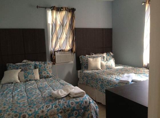 HC-121 Beach Haus allows check-in for 18 year-old guests