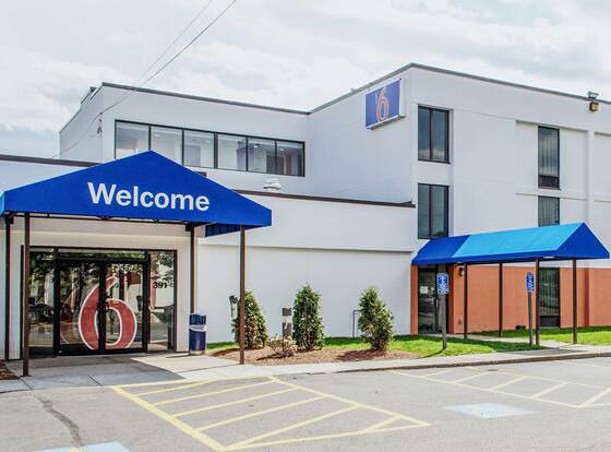 Motel 6 Brockton, MA allows check-in for 18 year-old guests