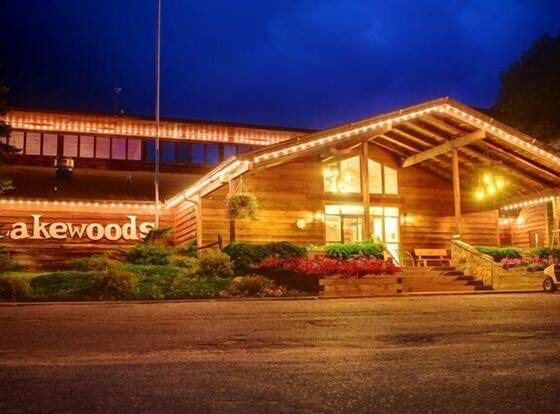 Lakewoods Resort & Lodge allows check-in for 18 year-old guests