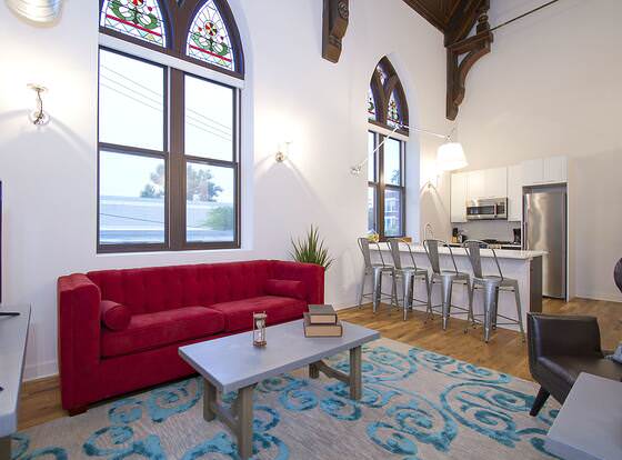 Sonder - Six Points - Stunning 2BR allows check-in for 18 year-old guests