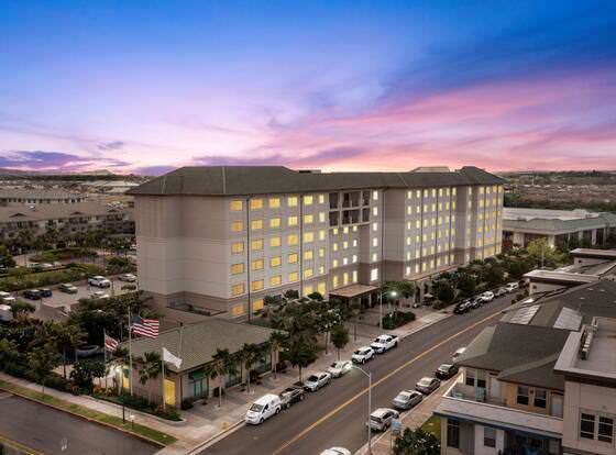 Embassy Suites By Hilton Oahu Kapolei allows check-in for 18 year-old guests