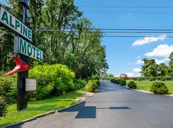 Alpine Motel allows check-in for 18 year-old guests