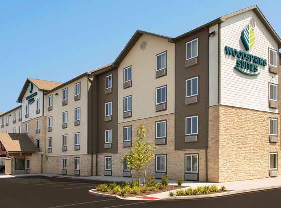 WoodSpring Suites South Plainfield allows check-in for 18 year-old guests