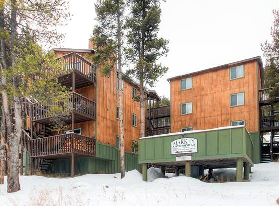 Mark IX 7 by Peak Property allows check-in for 18 year-old guests