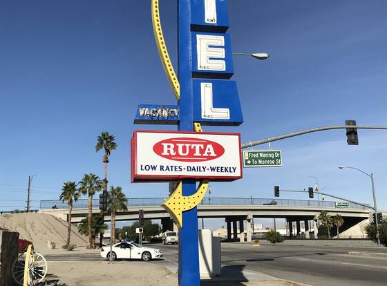 Ruta Motel allows check-in for 18 year-old guests