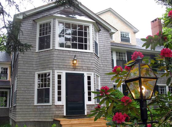 Harbourside Inn allows check-in for 18 year-old guests