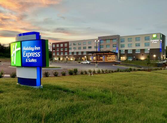 Holiday Inn Express & Suites Raleigh Airport - Brier Creek, an IHG Hotel allows check-in for 18 year-old guests