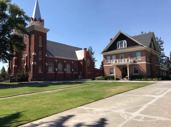 Churchyard Inn allows check-in for 18 year-old guests