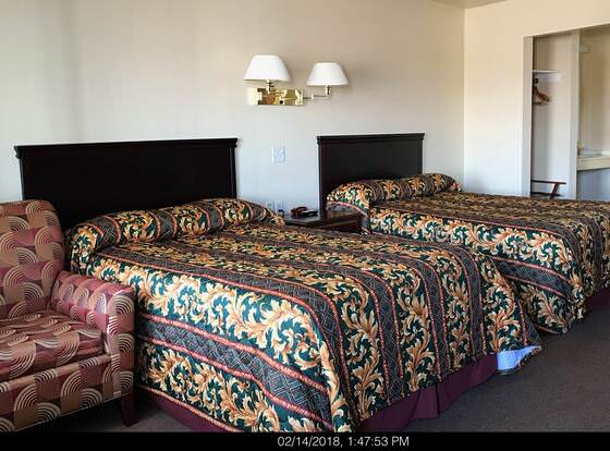 Stay Inn Motel allows check-in for 18 year-old guests