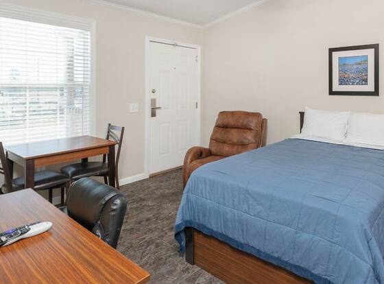 Freeport Studios allows check-in for 18 year-old guests