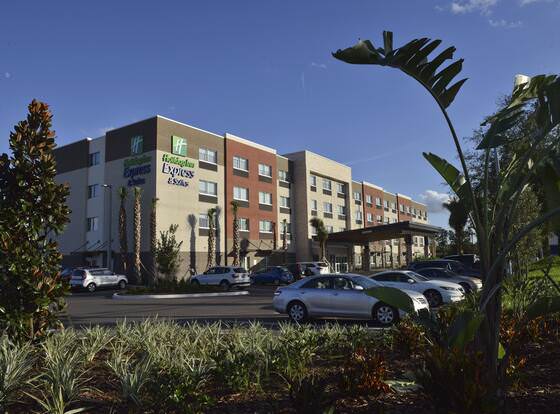 Holiday Inn Express & Suites Orlando - Lake Nona Area, an IHG Hotel allows check-in for 18 year-old guests