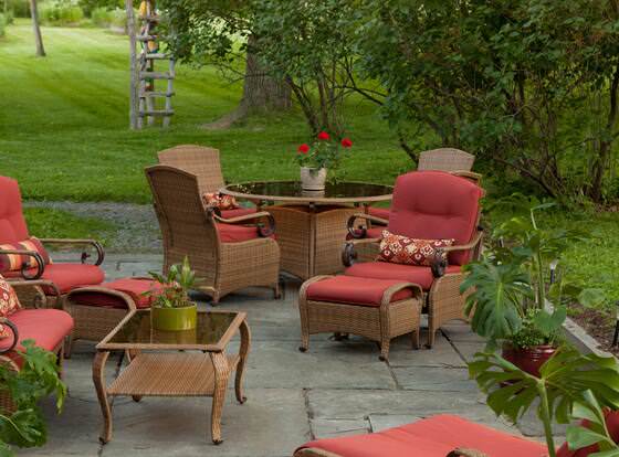 Gothic Eves Inn and Spa allows check-in for 18 year-old guests