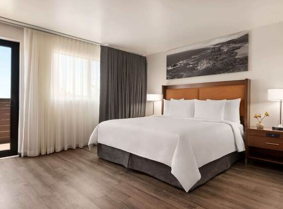La Quinta Inn & Suites by Wyndham San Luis Obispo Downtown allows check-in for 18 year-old guests